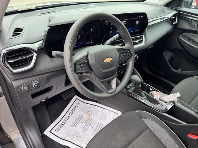 Used 2026 Chevrolet TrailBlazer LT AWD/4WD image 13