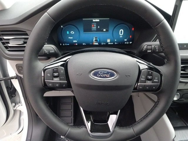 New 2025 Ford Escape SE w/ PHEV Premium Package FWD image 15