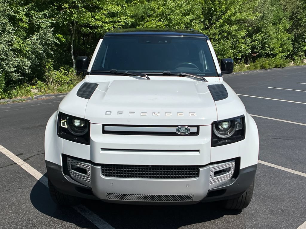 Used 2023 Land Rover Defender 110 SE AWD/4WD image 8