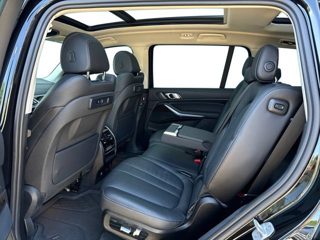 Used 2020 BMW X7 xDrive40i w/ Cold Weather Package AWD/4WD image 11