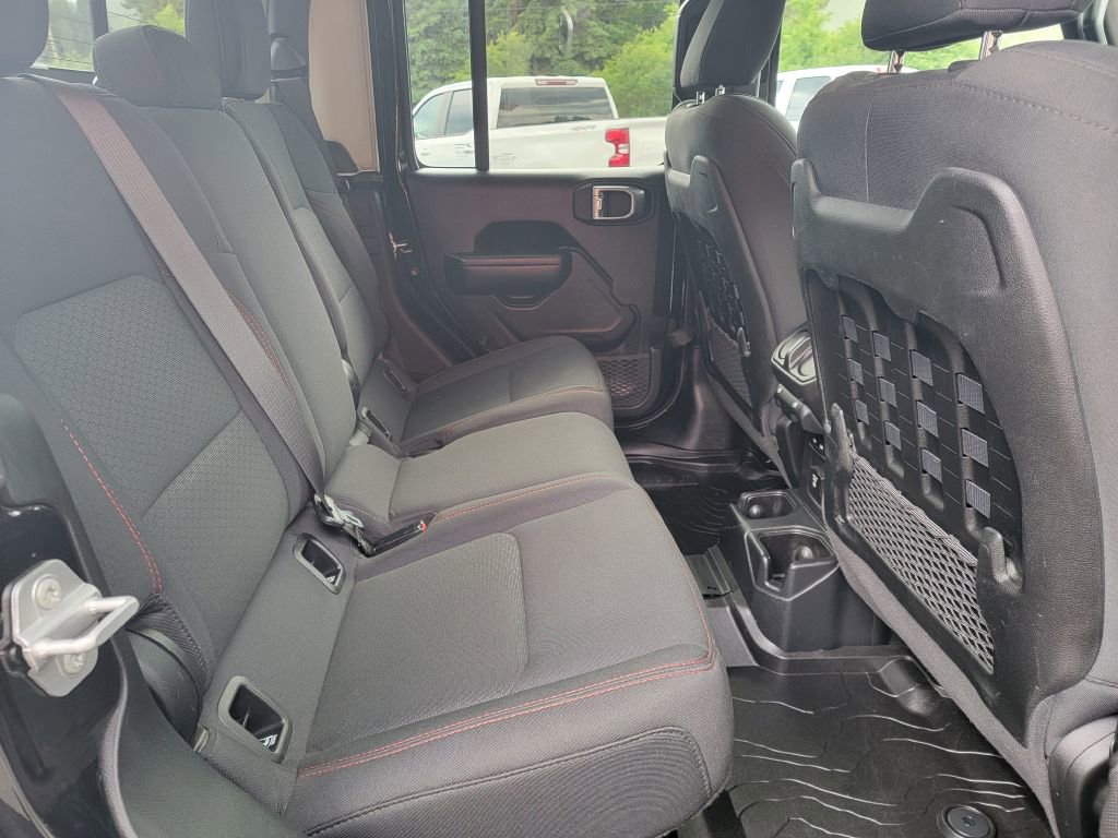 Used 2021 Jeep Gladiator Rubicon w/ Cold Weather Group image 8