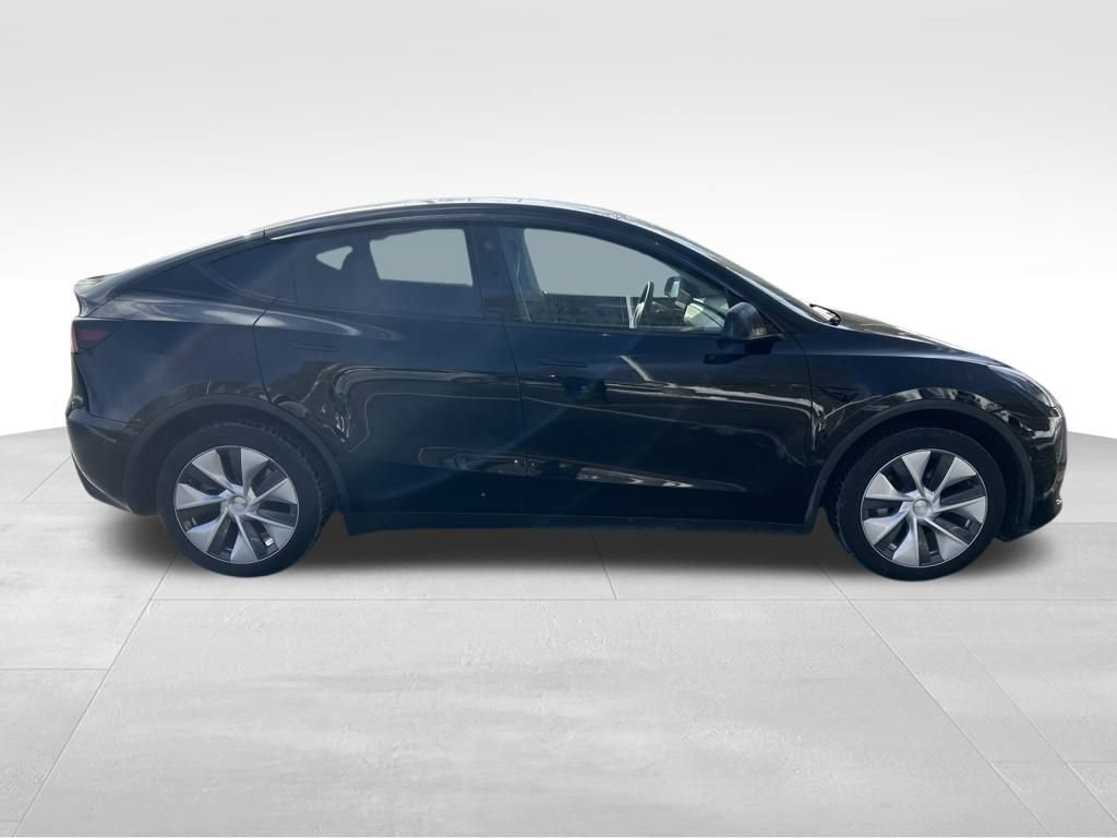 Used 2024 Tesla Model Y Long Range image 6
