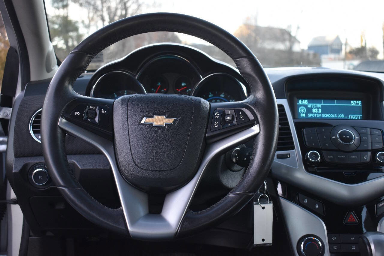 Used 2012 Chevrolet Cruze LT w/ RS Package image 19
