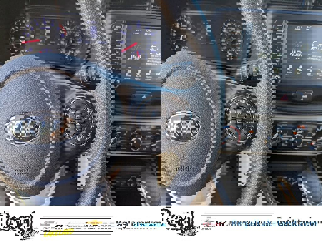 Used 2020 Kia Soul LX image 24