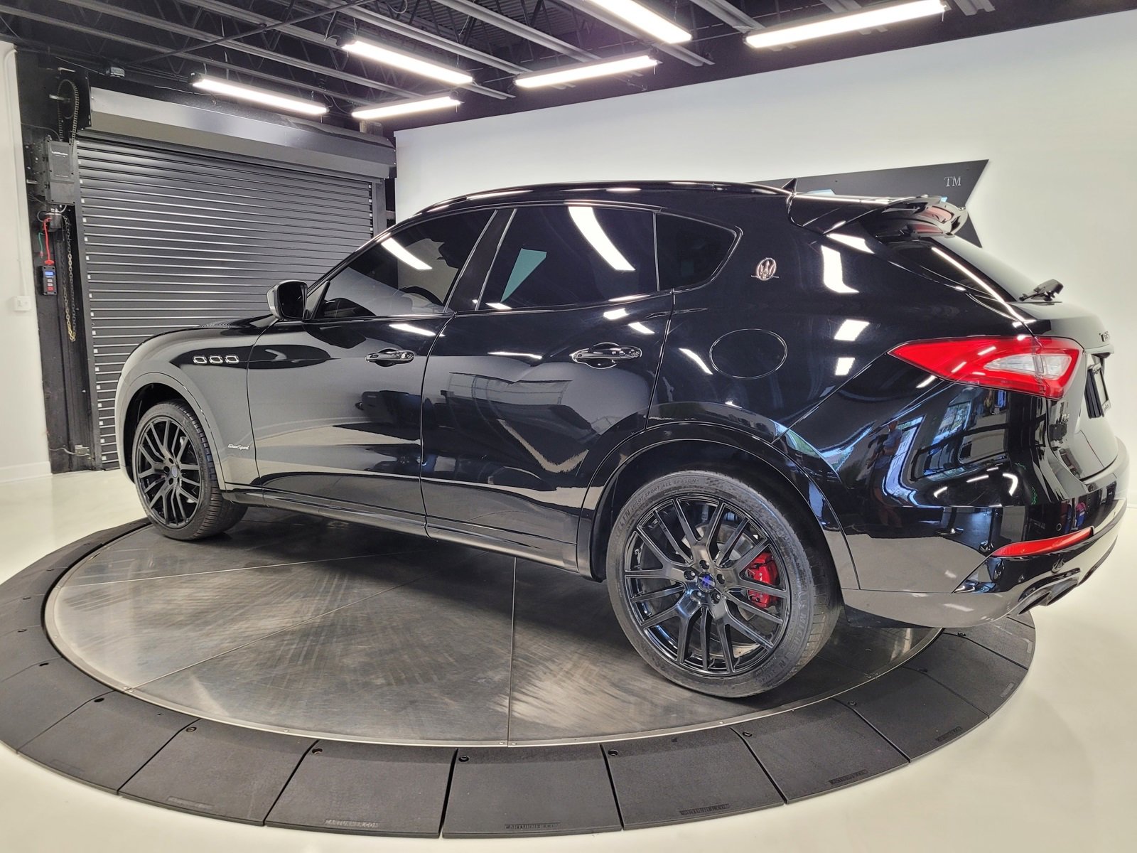 Used 2018 Maserati Levante GranSport image 10