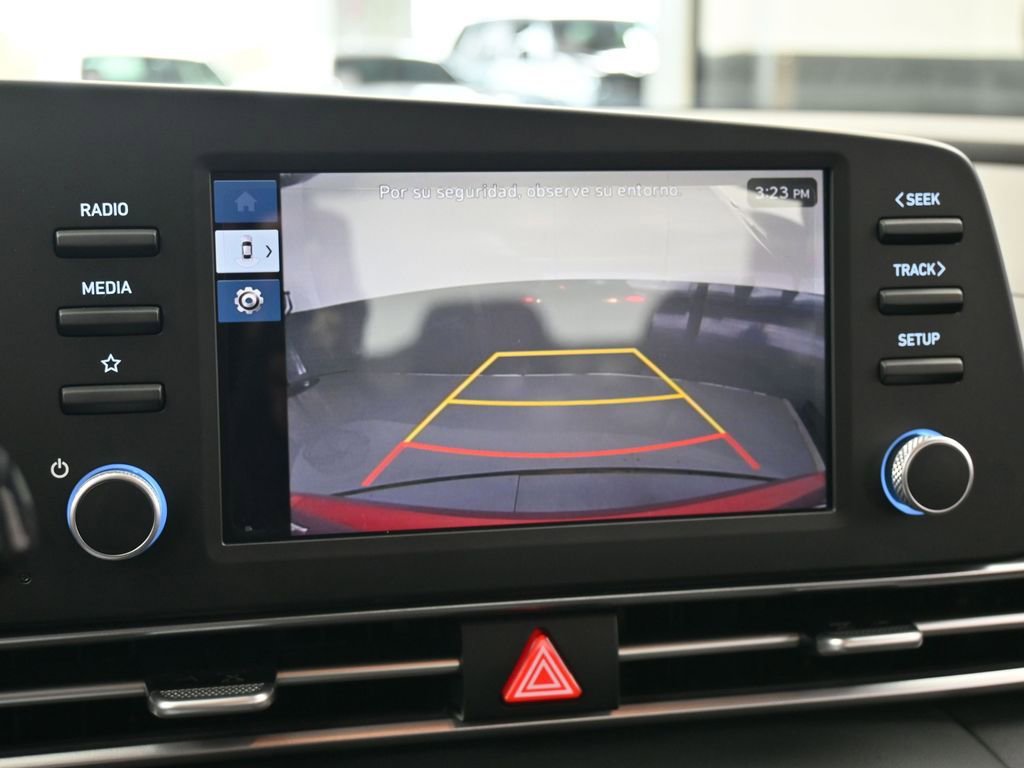 Used 2024 Hyundai Elantra SE FWD image 16
