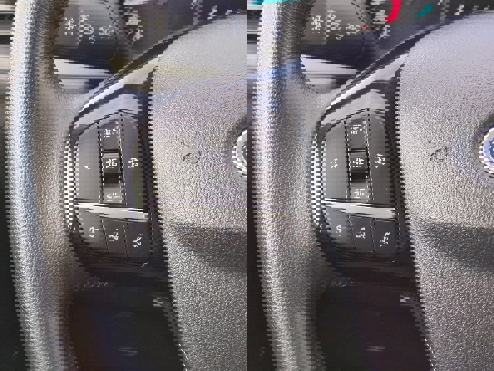 Used 2021 Ford Escape SE w/ SE Sport Appearance Package image 23