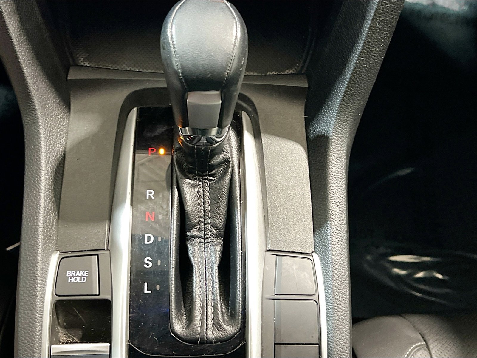 Used 2018 Honda Civic EX-L image 12