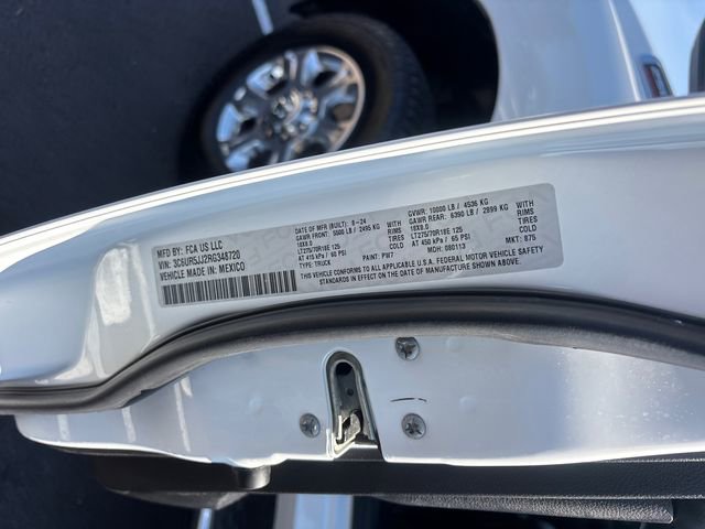 Used 2024 RAM 2500 Big Horn AWD/4WD image 34