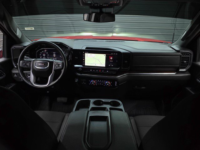 Used 2025 GMC Sierra 2500 SLE AWD/4WD image 15