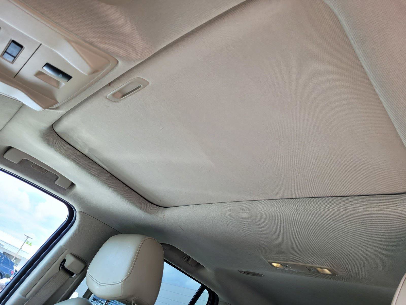 Used 2017 Cadillac Escalade Luxury AWD/4WD image 13