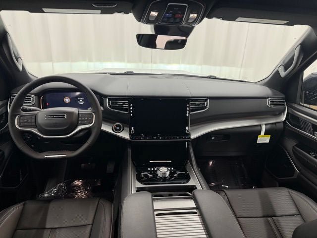 New 2026 Jeep Grand Wagoneer L Limited AWD/4WD image 4