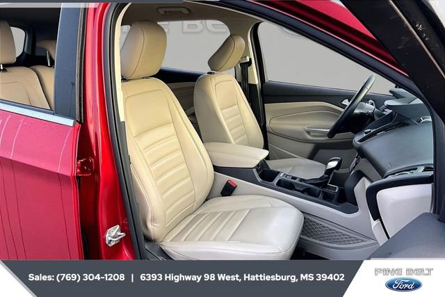 Used 2019 Ford Escape SEL image 6
