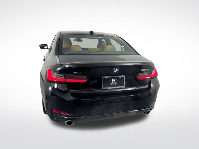 Used 2024 BMW 330i xDrive Sedan w/ Convenience Package AWD/4WD image 32