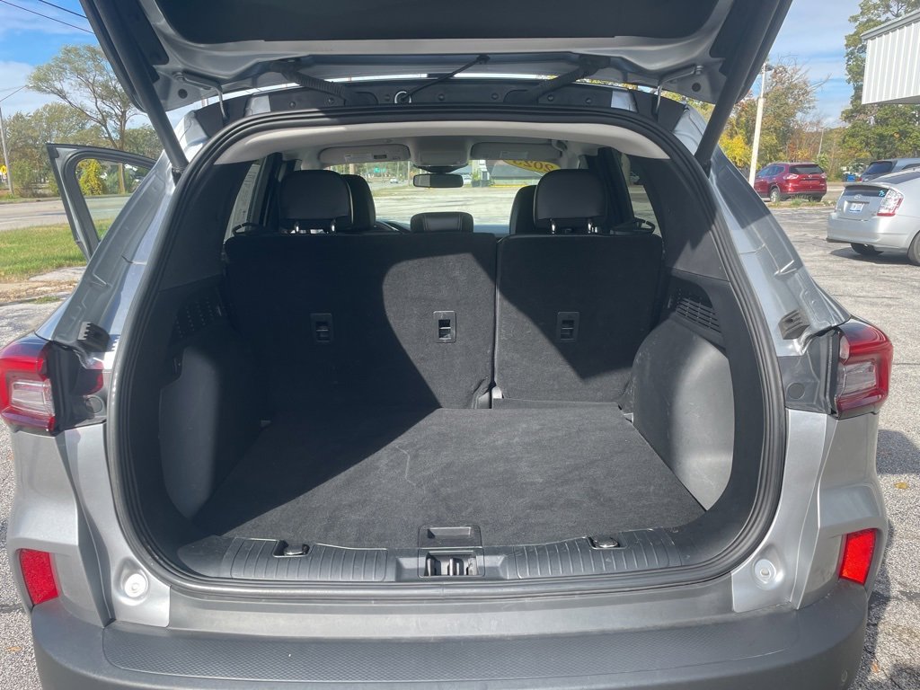 Used 2023 Ford Escape Platinum image 44