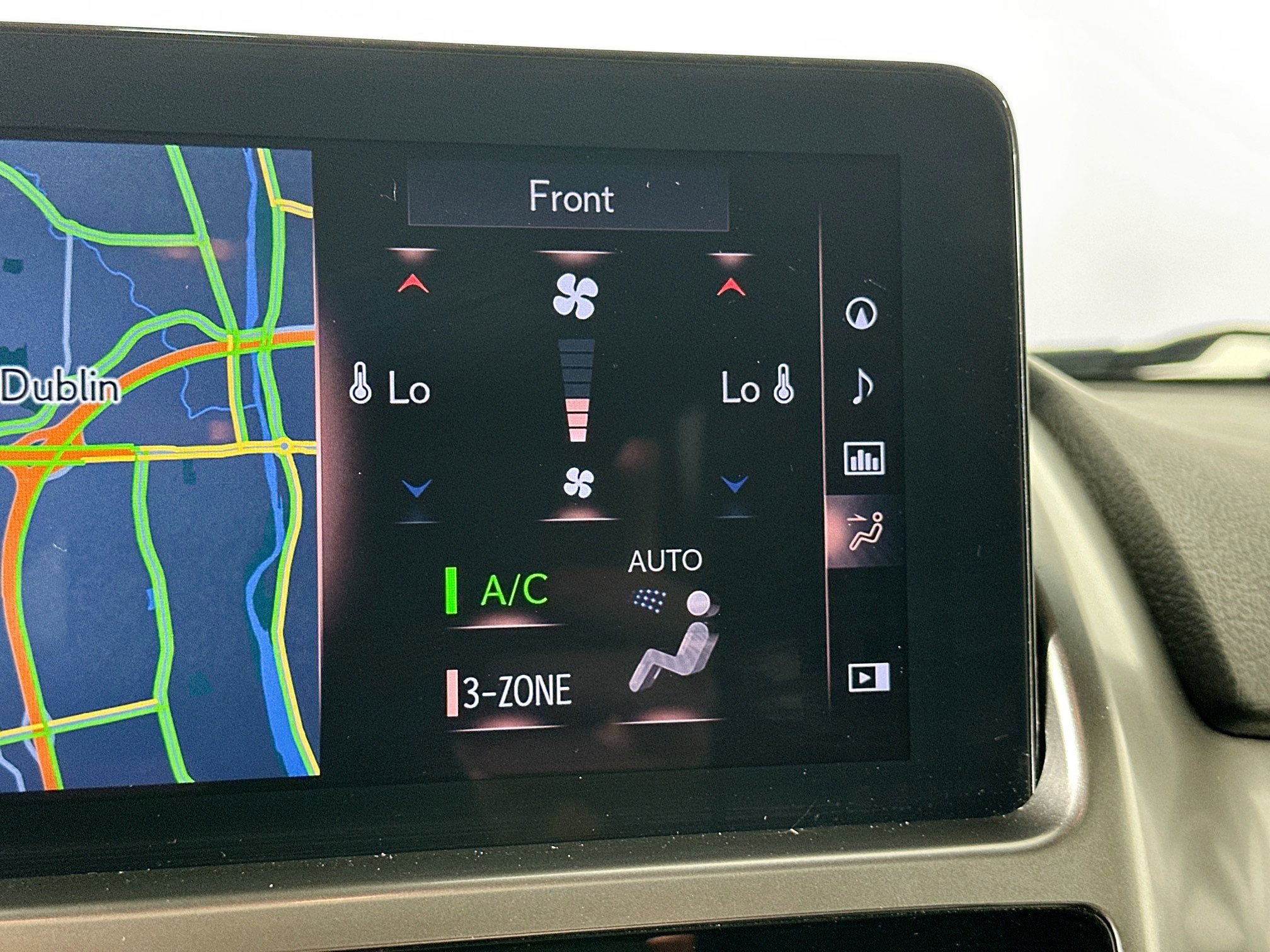 Used 2022 Lexus GX 460 Luxury w/ Accessory Package AWD/4WD image 21