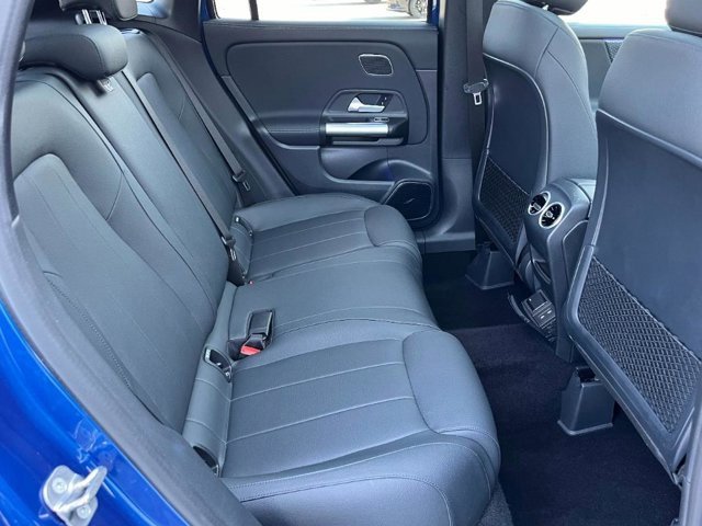 Used 2025 Mercedes-Benz GLA 250 4MATIC image 19