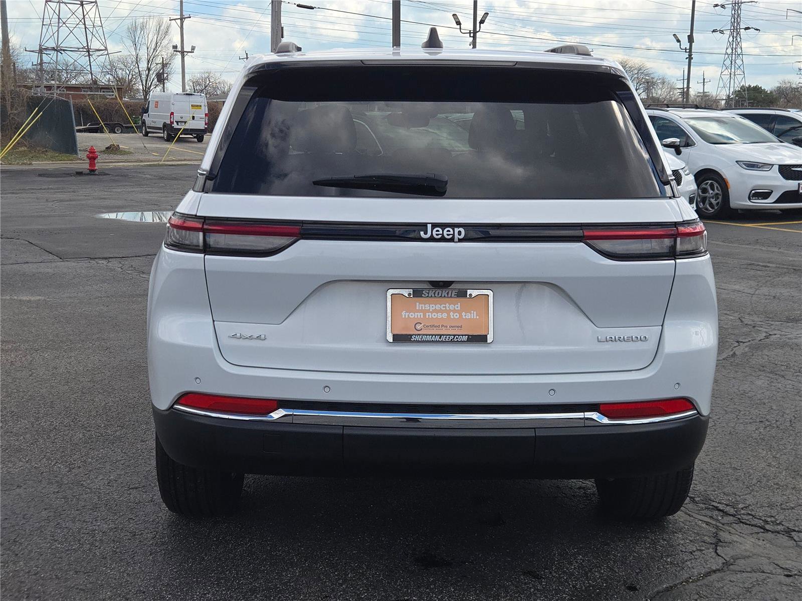 Certified 2024 Jeep Grand Cherokee Laredo X image 17