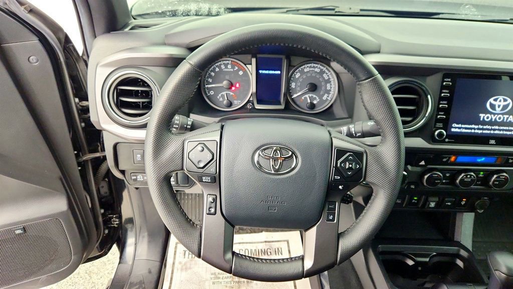Used 2023 Toyota Tacoma TRD Off-Road w/ TRD Premium Off Road Package AWD/4WD image 14