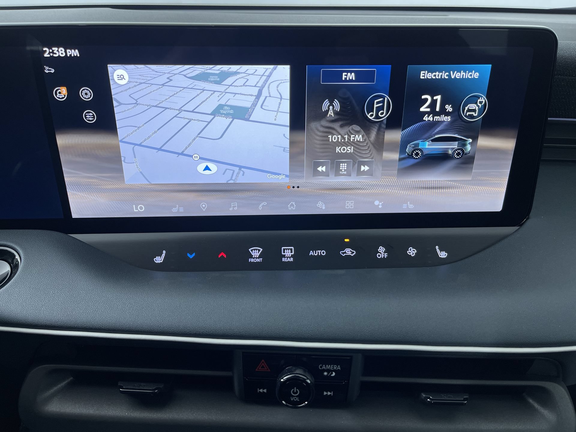 New 2026 Nissan Leaf SV+ w/ Floor Mat Package (SV+) FWD image 18