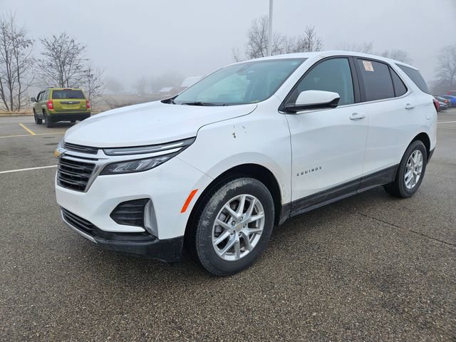 Used 2024 Chevrolet Equinox LT w/ LPO, Floor Liner Package image 3