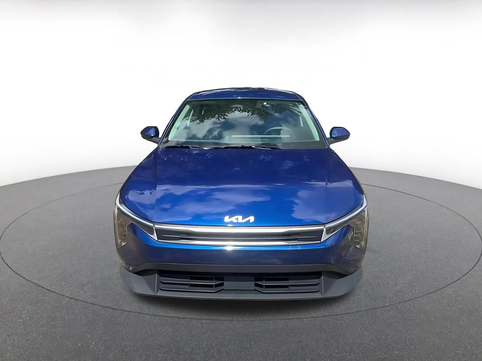 Used 2025 Kia K4 FWD image 4