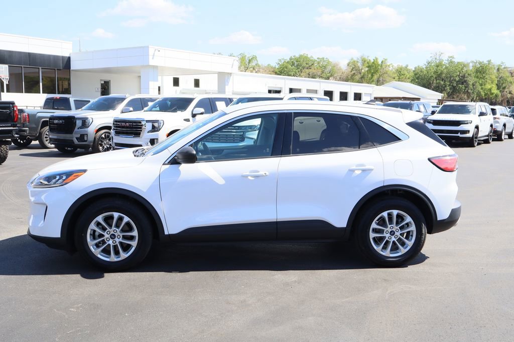 Used 2022 Ford Escape SE image 5