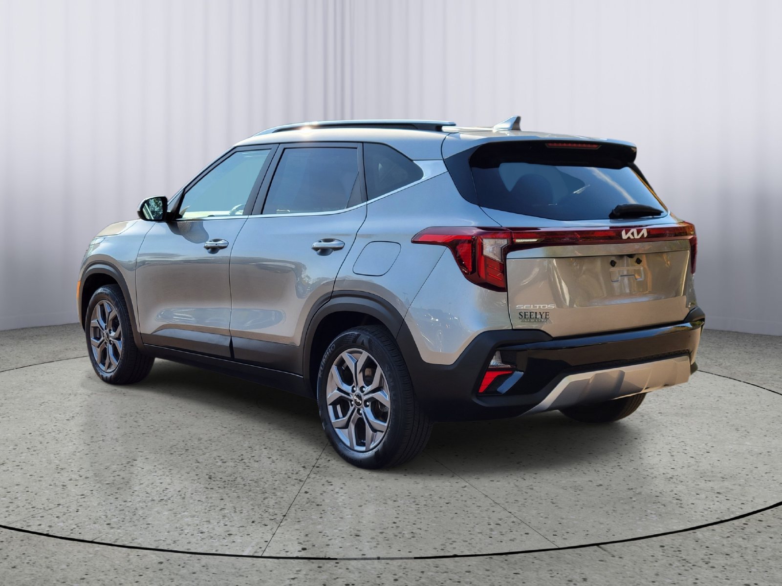 Certified 2024 Kia Seltos S AWD/4WD image 4