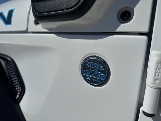 Used 2024 Jeep Wrangler Unlimited Rubicon 4xe image 11
