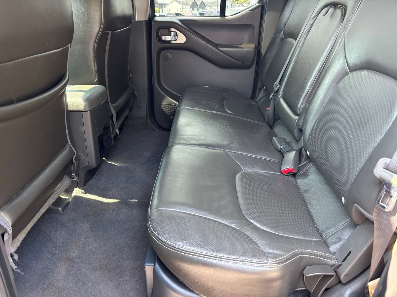 Used 2018 Nissan Frontier PRO-4X w/ Pro-4x Luxury Package AWD/4WD image 17