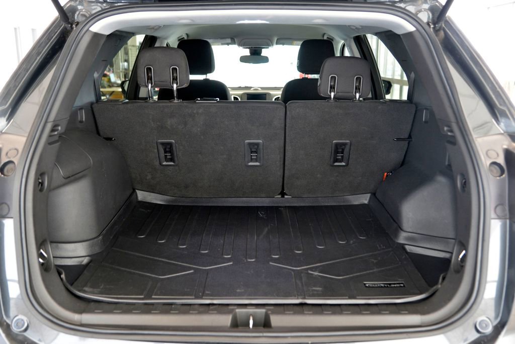 Used 2020 Chevrolet Equinox LT image 28