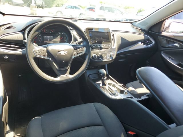 Used 2024 Chevrolet Malibu LS w/ Driver Confidence Package FWD image 10