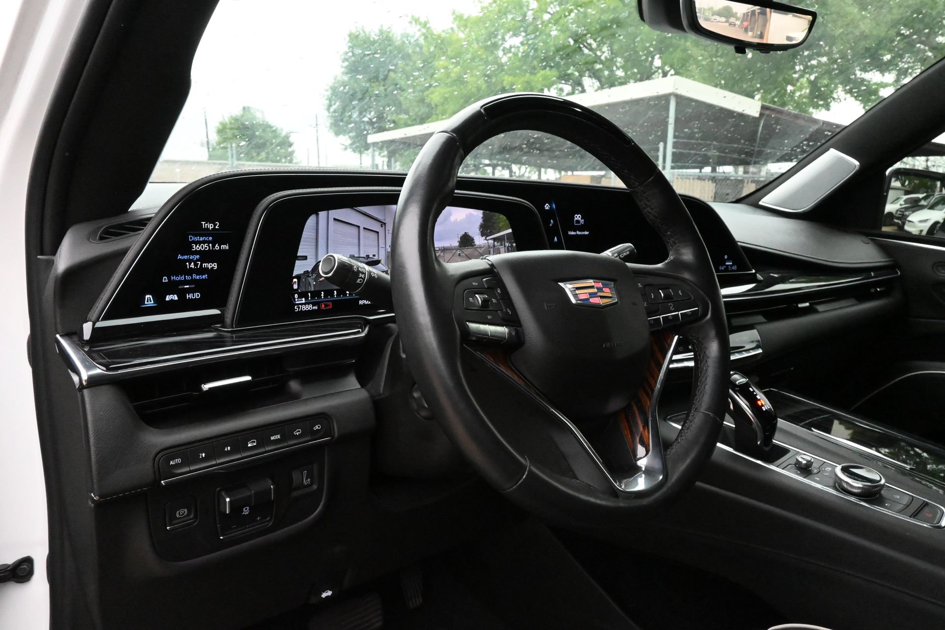 Certified 2023 Cadillac Escalade ESV Sport w/ Touring Package AWD/4WD image 15