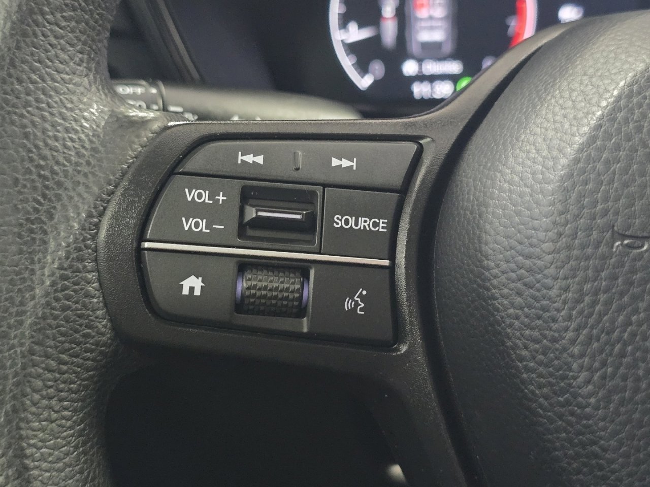 Used 2024 Honda CR-V LX image 30
