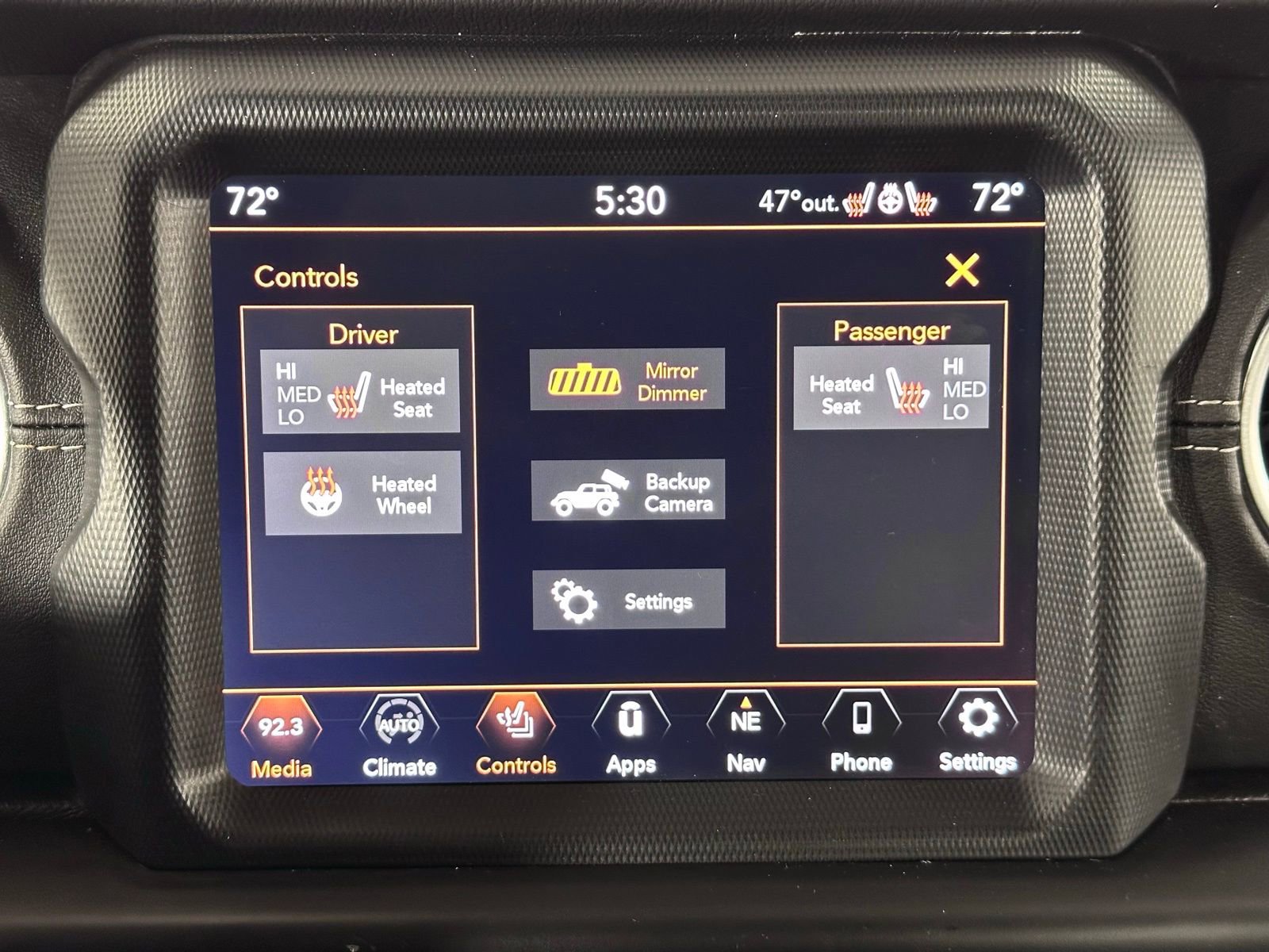 Used 2022 Jeep Wrangler Unlimited Sahara 4xe w/ Cold Weather Group image 8