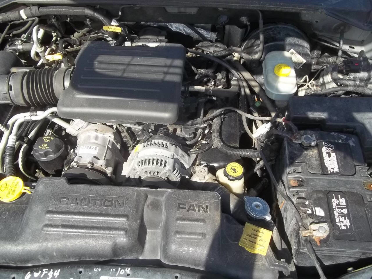 Used 2001 Dodge Durango Sport 4WD 4dr SUV image 15