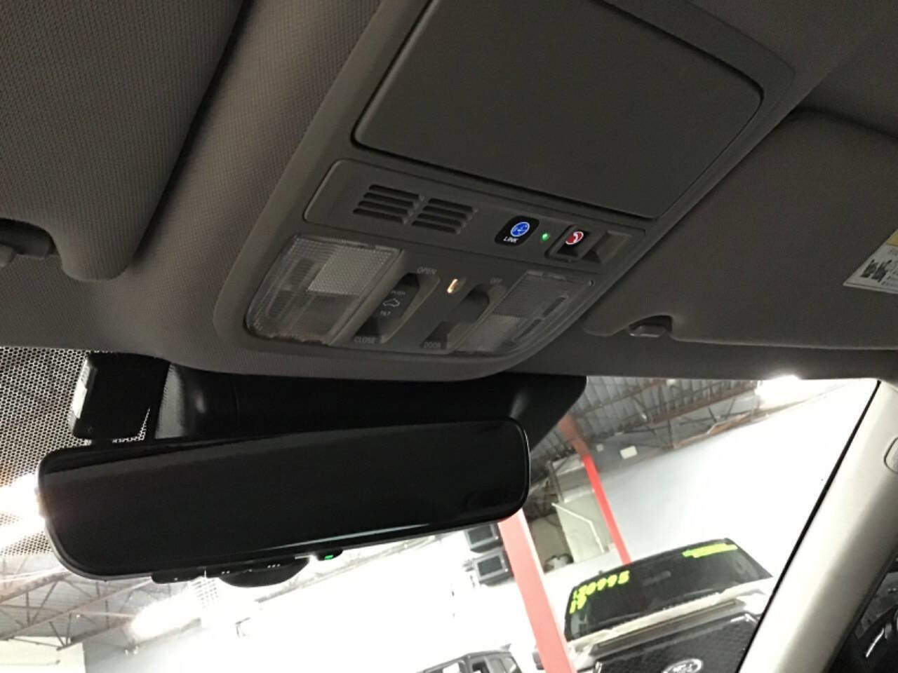 Used 2020 Honda Accord Touring image 19