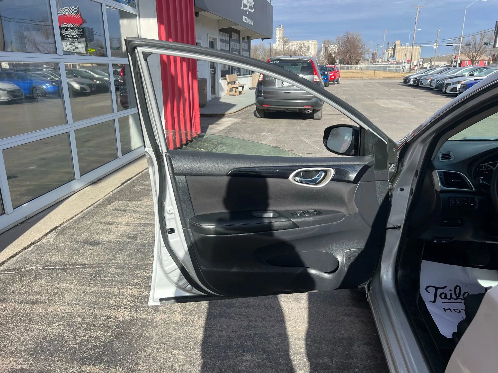 Used 2019 Nissan Sentra SV image 9