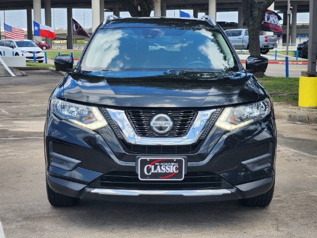 Used 2019 Nissan Rogue SV w/ Premium Package FWD image 2