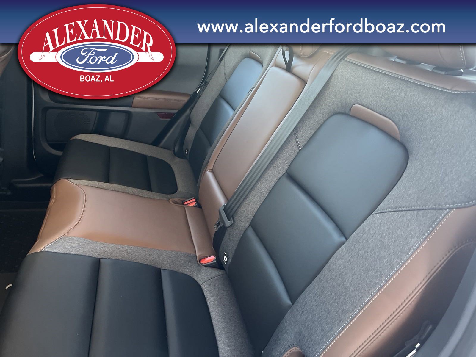 New 2024 Ford Bronco Sport Outer Banks w/ Tech Package image 13