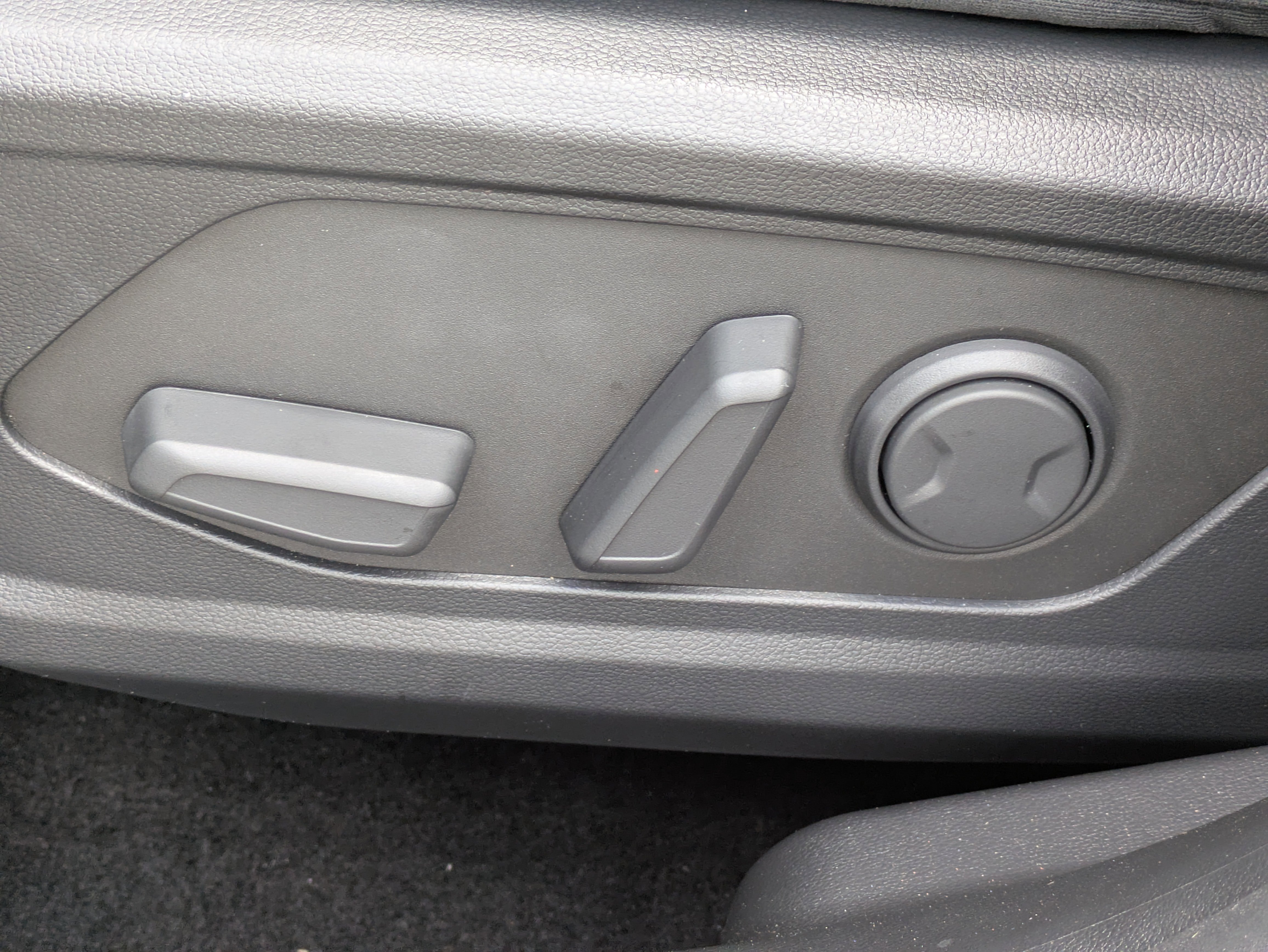 New 2026 Hyundai Santa Cruz SEL FWD image 18