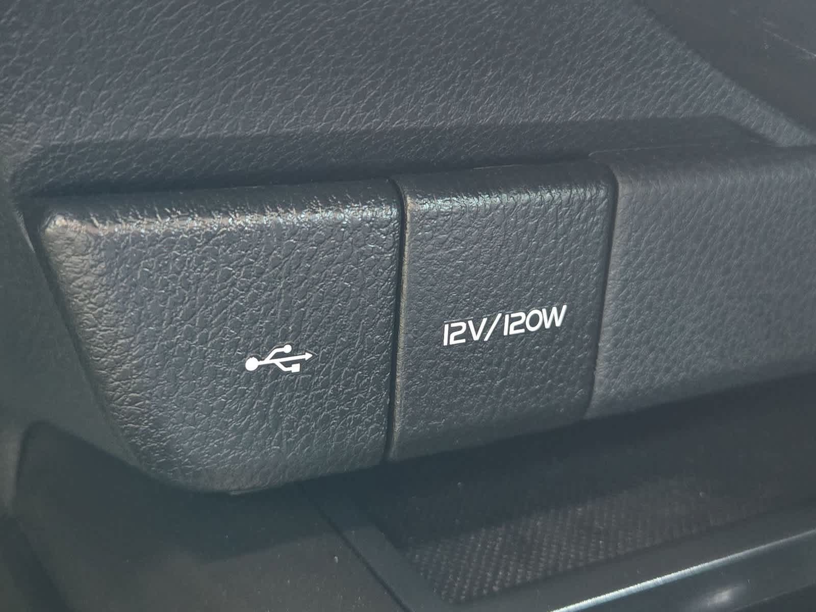 Used 2024 Toyota Camry SE FWD image 31