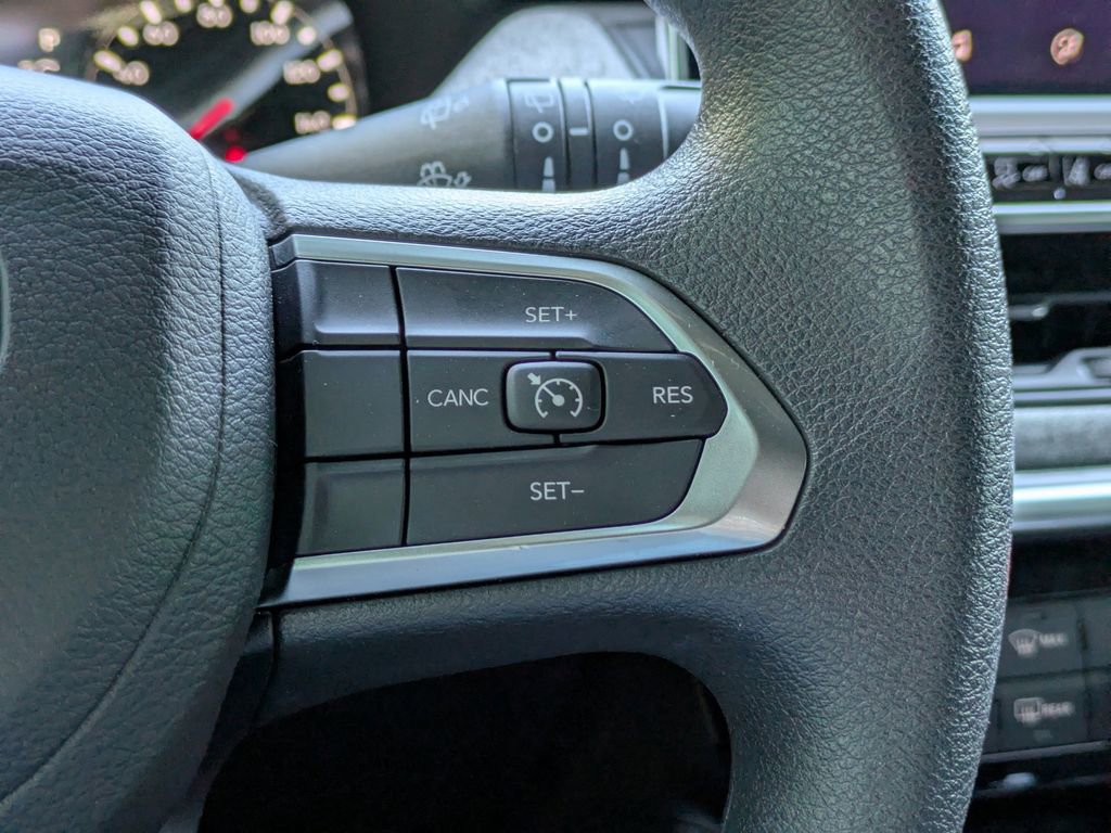 Used 2024 Jeep Compass Sport image 25