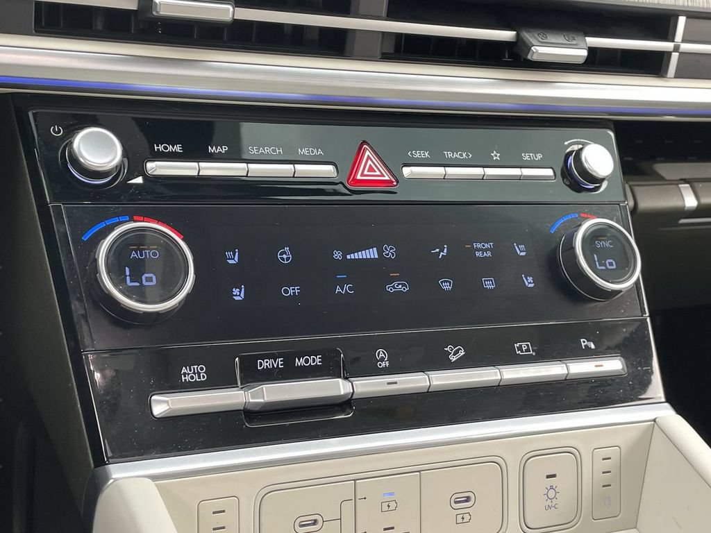 Certified 2024 Hyundai Santa Fe Calligraphy FWD image 27