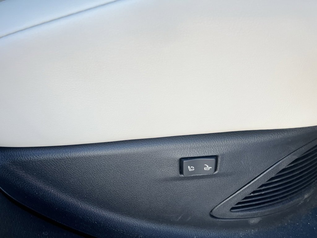 Used 2024 Lexus RX 350 350h Luxury image 16