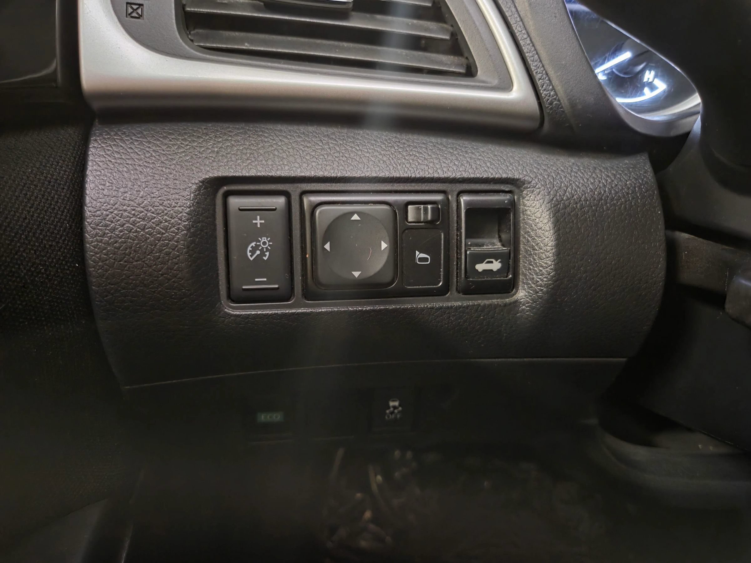 Used 2019 Nissan Sentra SV FWD image 22