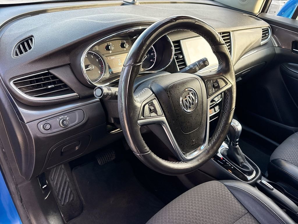 Used 2018 Buick Encore Preferred image 9