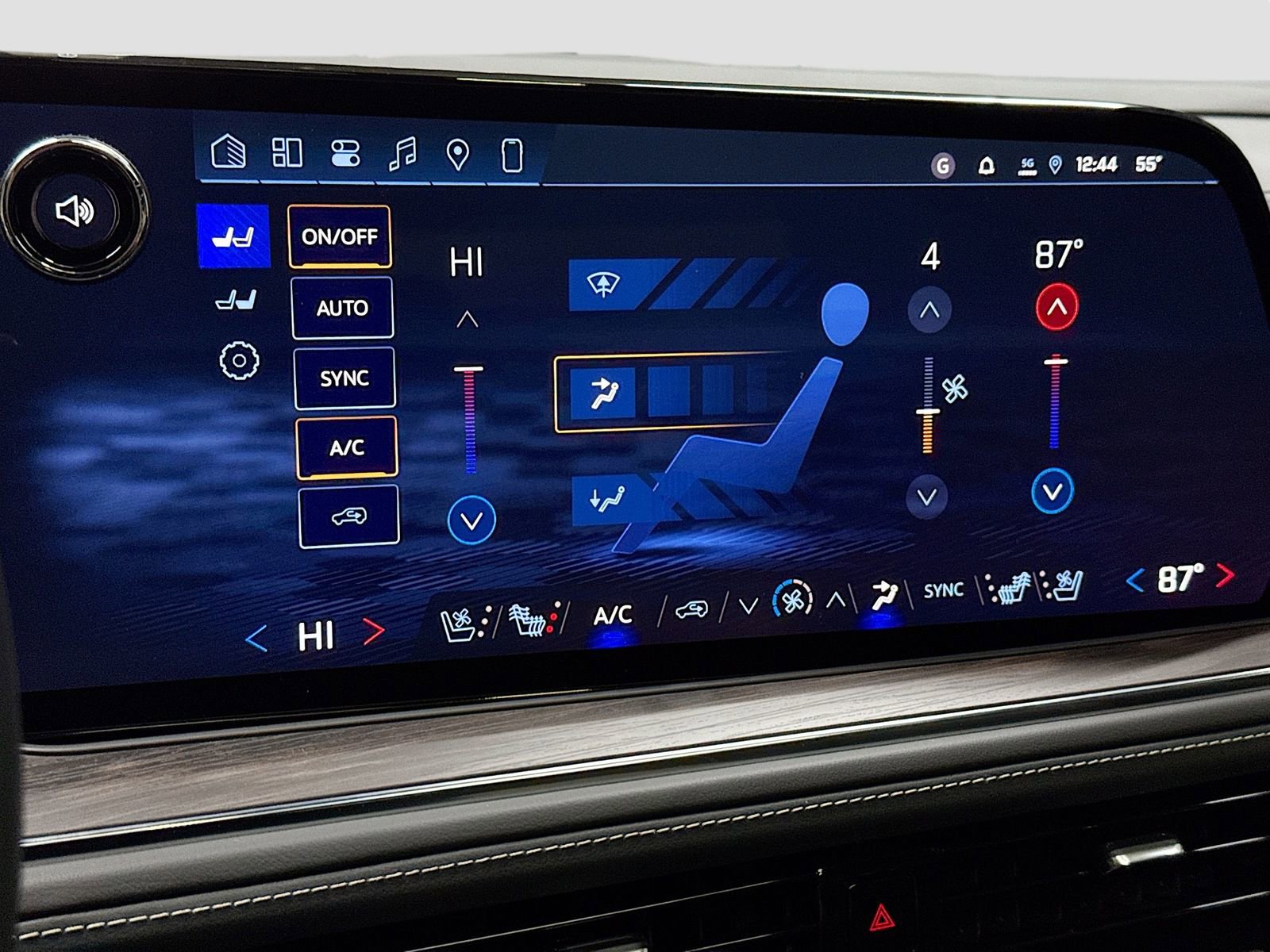 New 2026 Chevrolet Suburban Premier image 21