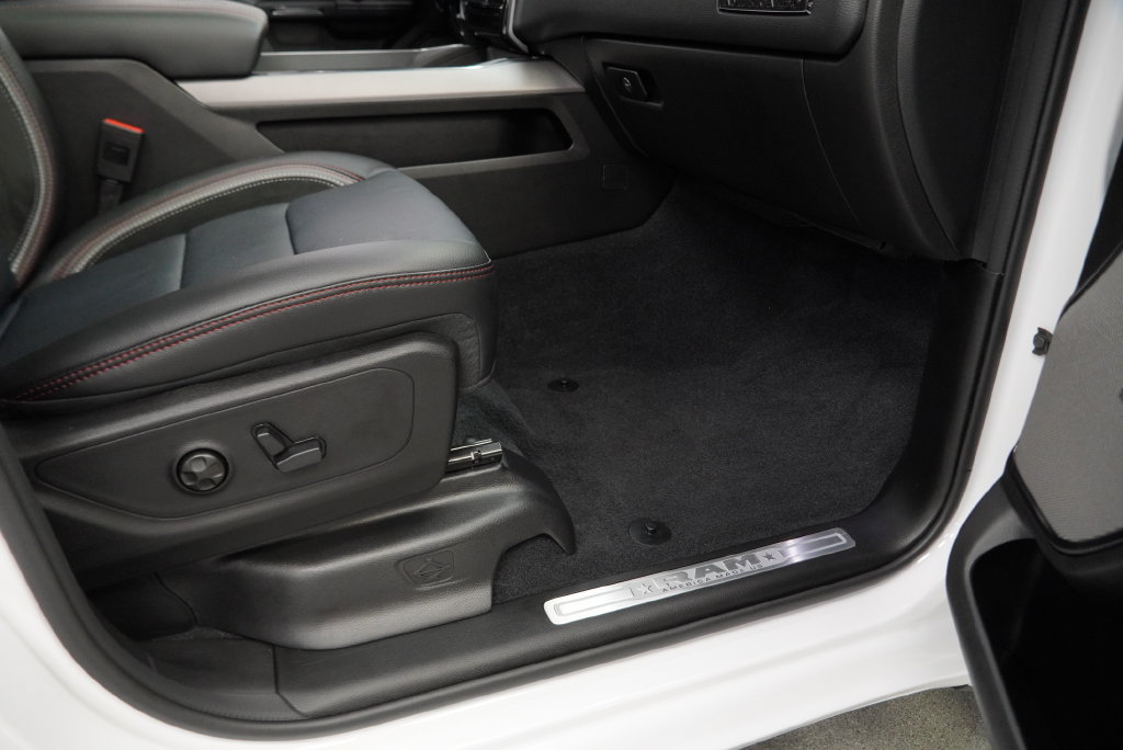 Certified 2026 RAM 1500 Laramie AWD/4WD image 54