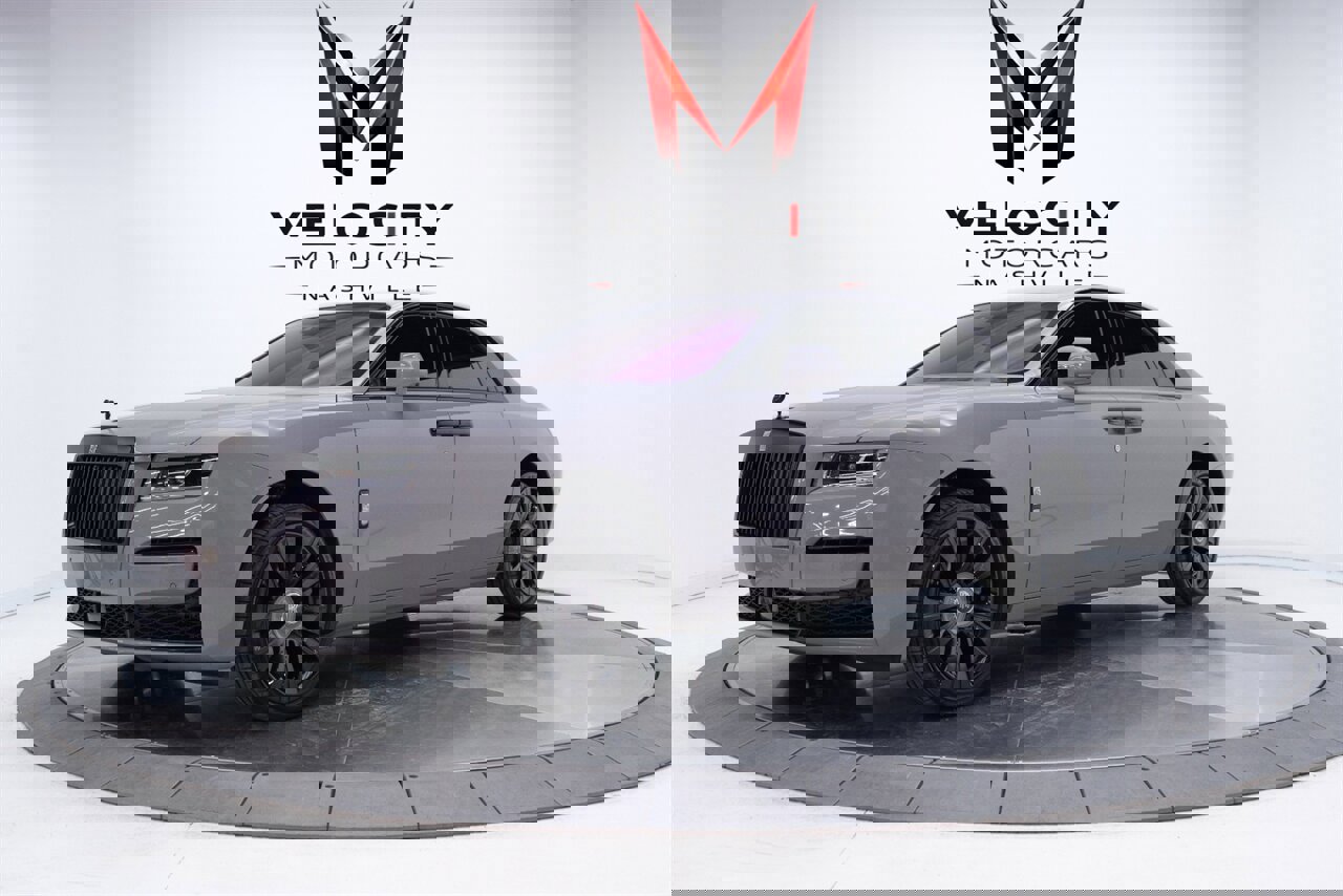 Used 2022 Rolls-Royce Ghost image 2